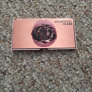 Smashbox + Vlada Covershot Palette